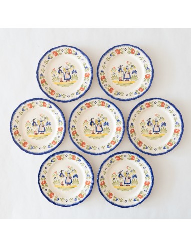 7 assiettes KG France décor breton brillant des détails fins